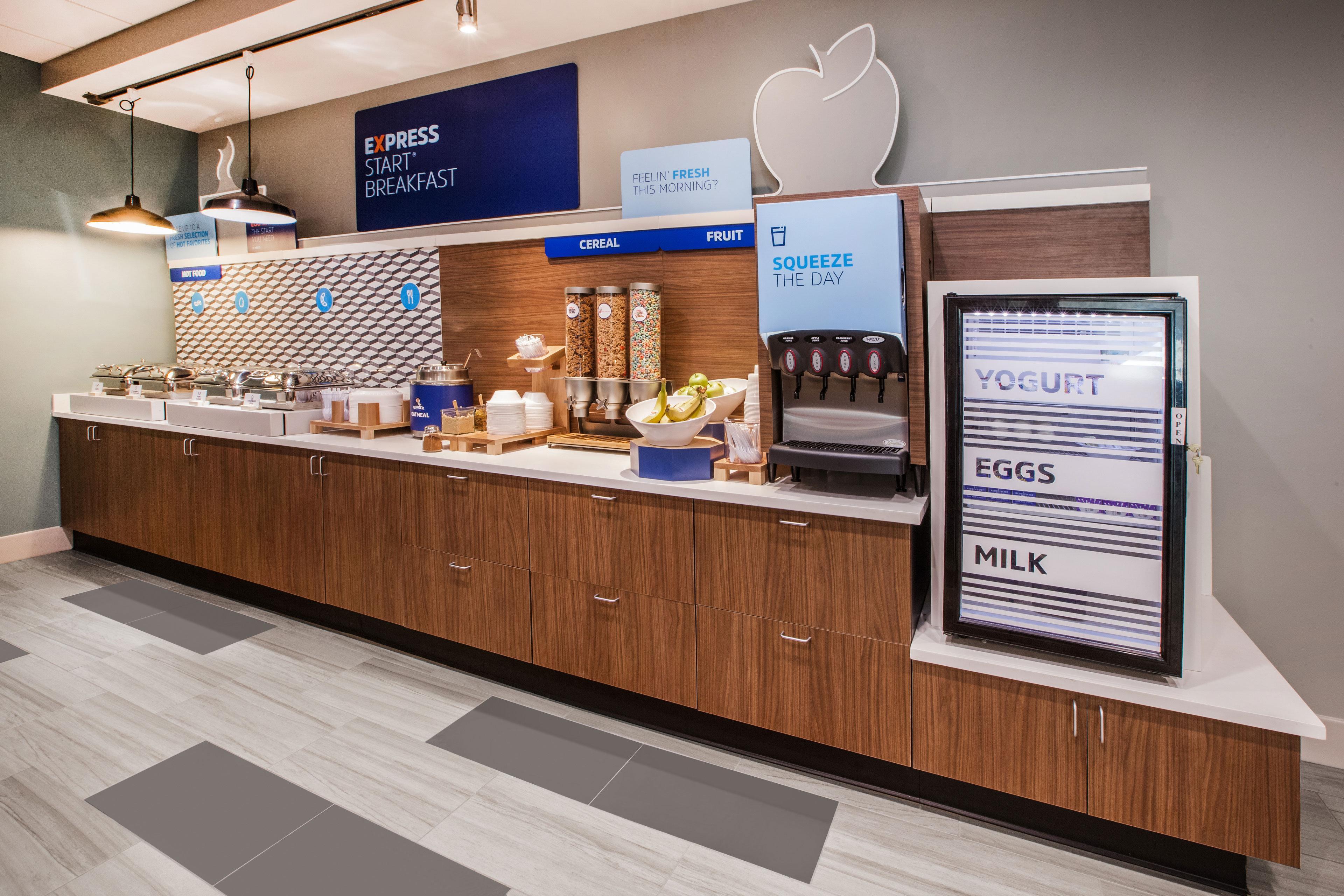 Holiday Inn Express Hotel & Suites Marion By Ihg Eksteriør billede