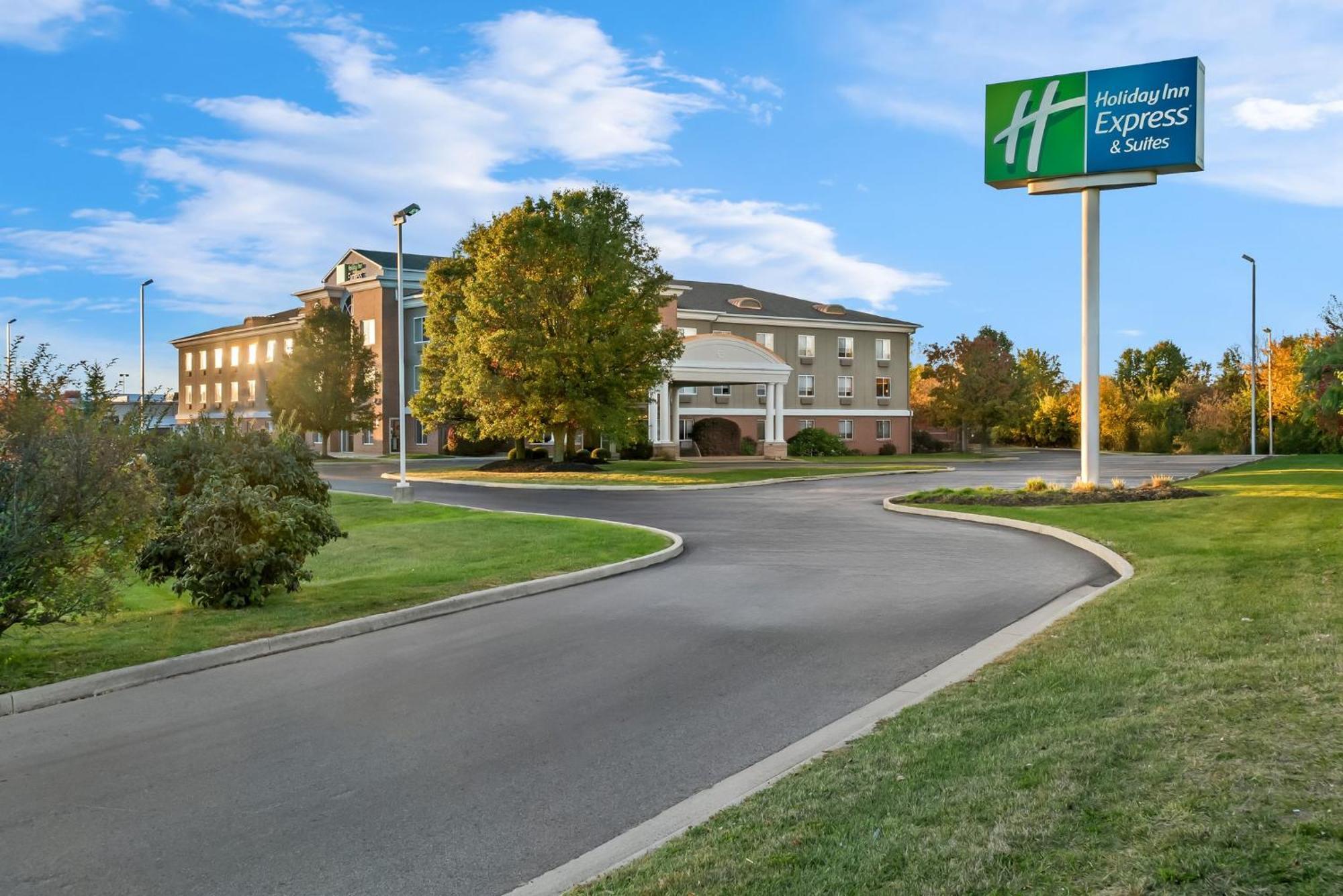 Holiday Inn Express Hotel & Suites Marion By Ihg Eksteriør billede