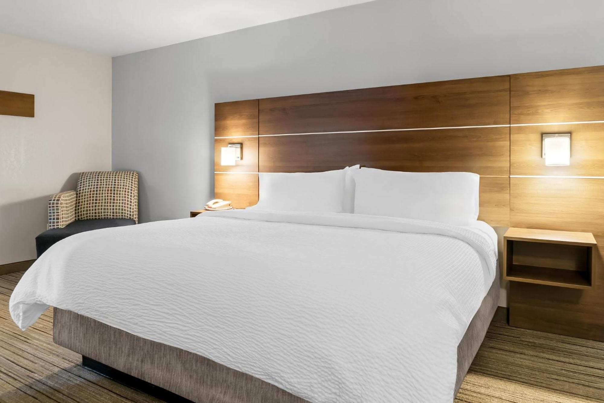 Holiday Inn Express Hotel & Suites Marion By Ihg Eksteriør billede
