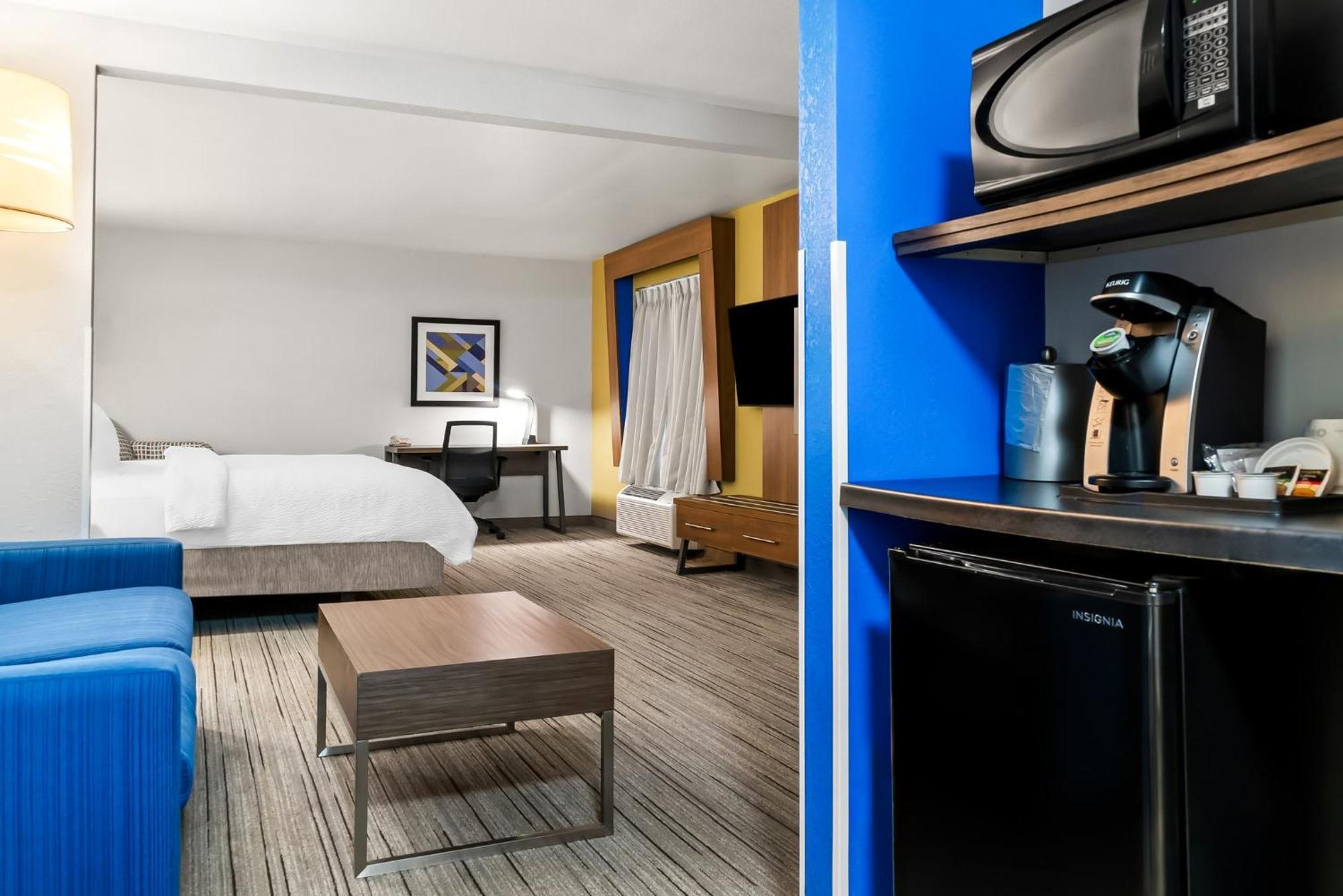 Holiday Inn Express Hotel & Suites Marion By Ihg Eksteriør billede