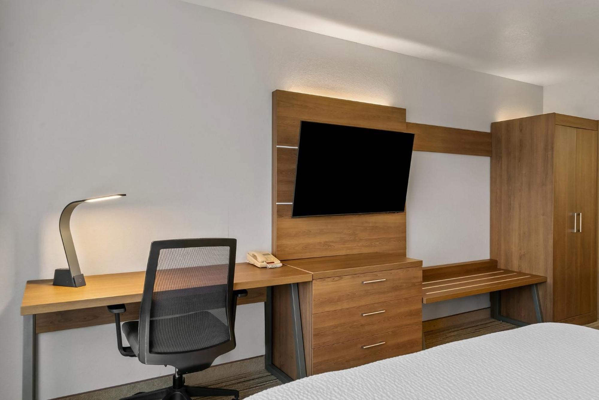 Holiday Inn Express Hotel & Suites Marion By Ihg Eksteriør billede