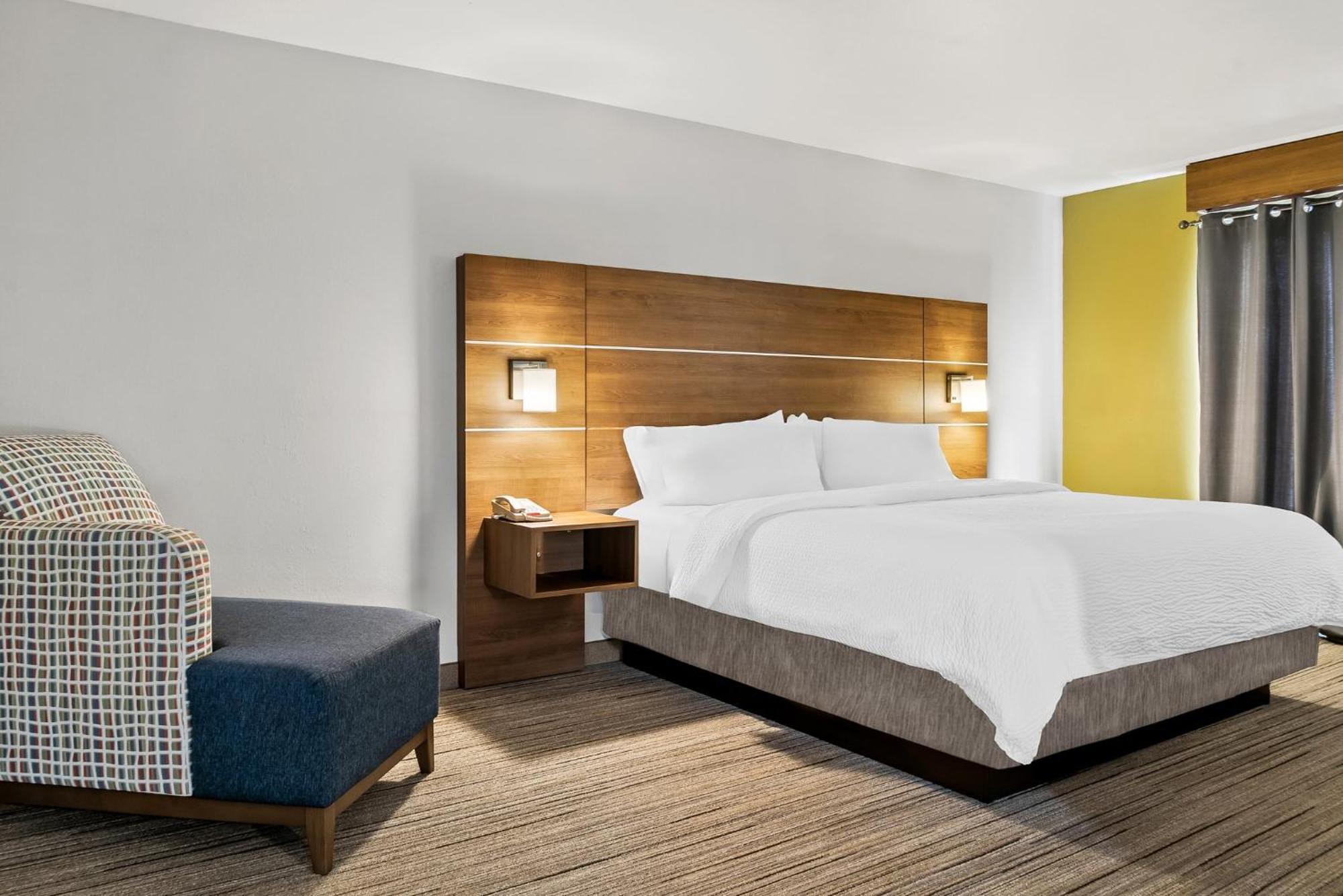 Holiday Inn Express Hotel & Suites Marion By Ihg Eksteriør billede