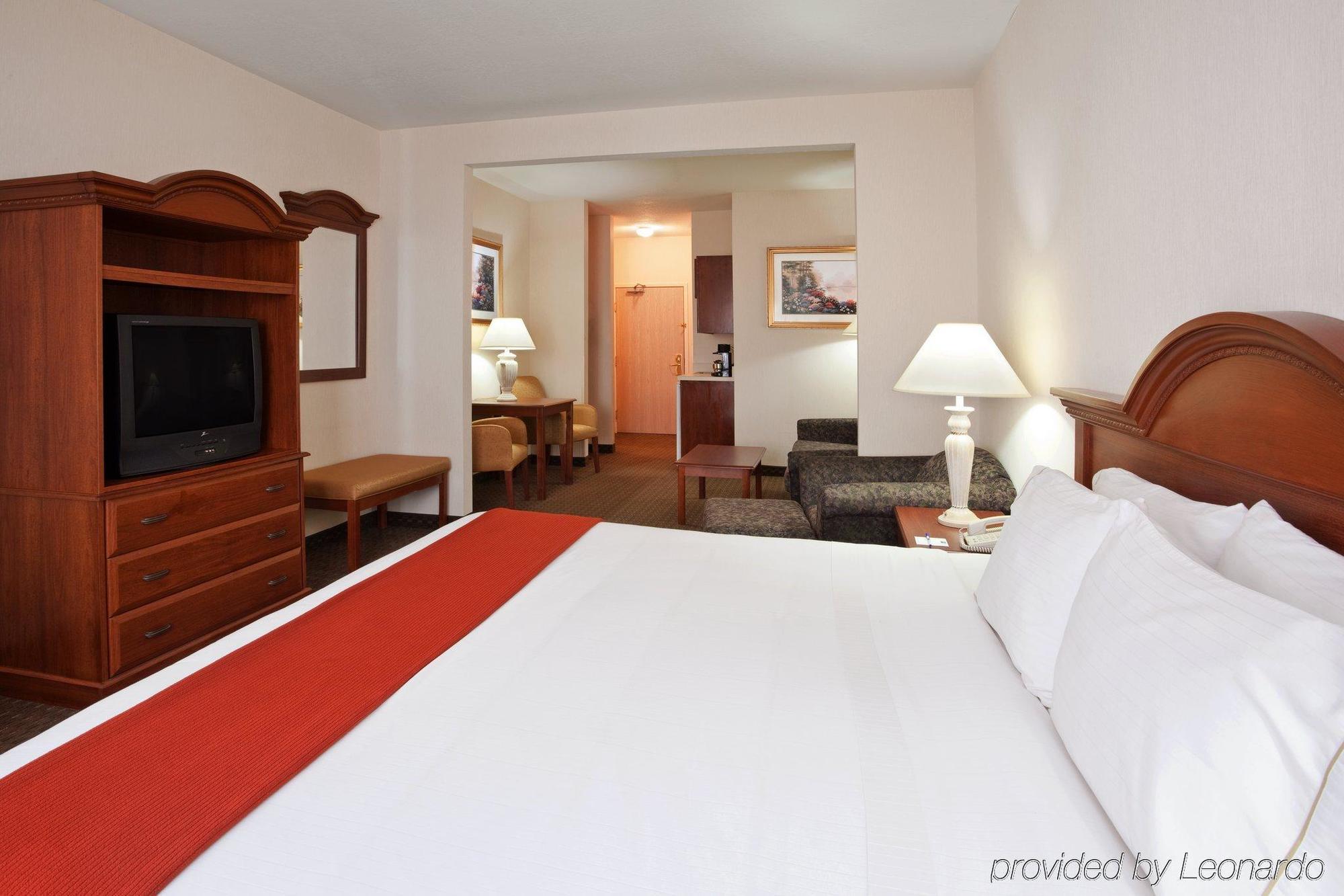 Holiday Inn Express Hotel & Suites Marion By Ihg Værelse billede