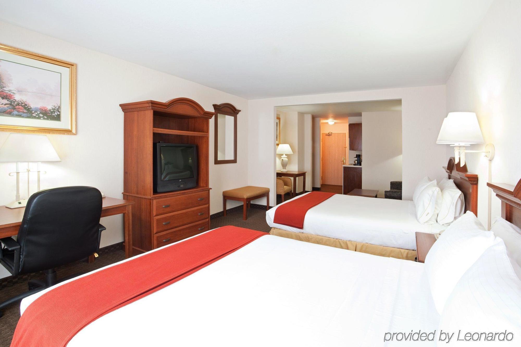 Holiday Inn Express Hotel & Suites Marion By Ihg Værelse billede