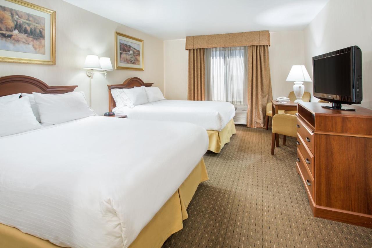 Holiday Inn Express Hotel & Suites Marion By Ihg Eksteriør billede